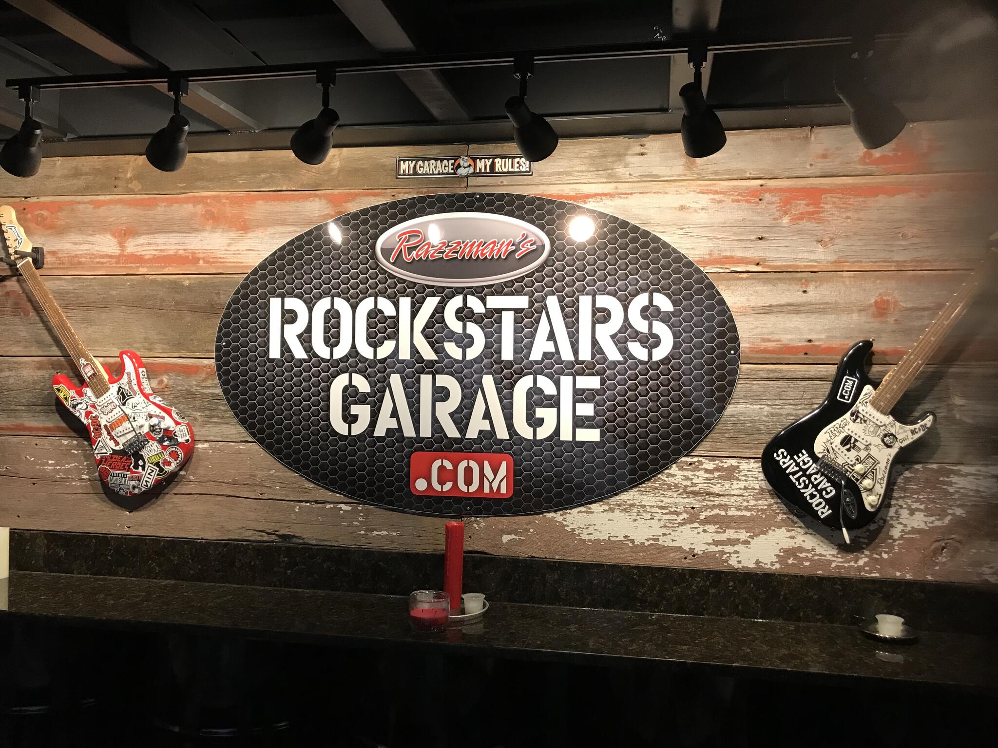 Make a statement with Rockstars Garage's event venue rentals, where sophistication meets excitement. Rockstars Garage Plainfield (630)209-9788