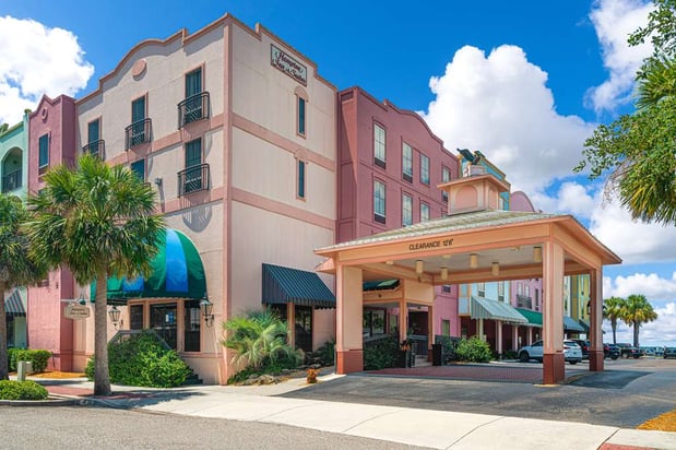 Images Hampton Inn & Suites Amelia Island-Historic Harbor Front