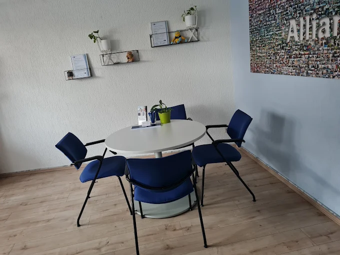 Allianz Versicherung Michelle Finken, Rahserstr. 6 in Viersen