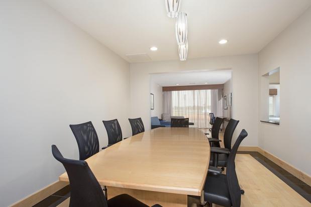 Images Holiday Inn Express & Suites Amarillo by IHG