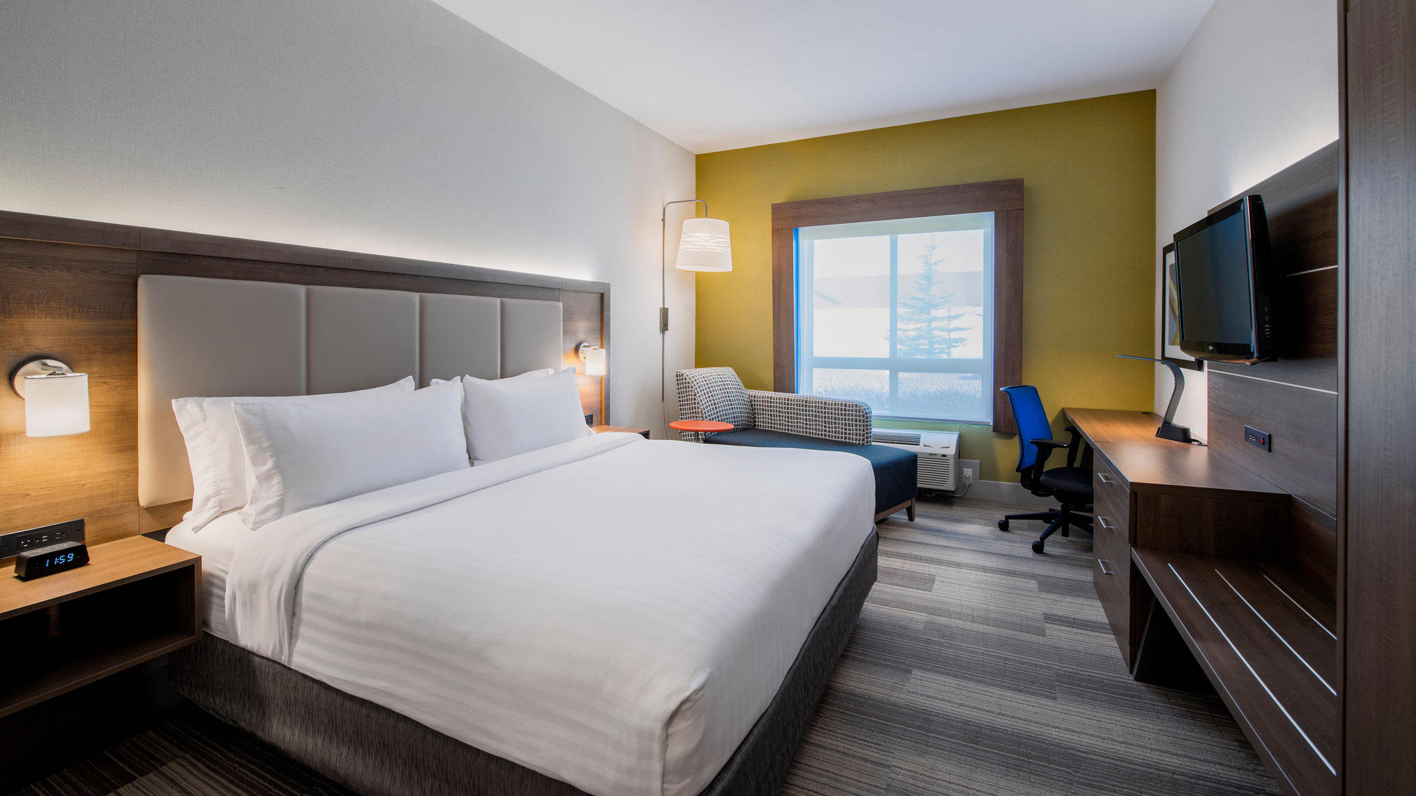 Holiday Inn Express & Suites Airdrie-Calgary North, an IHG Hotel Airdrie (403)912-1952