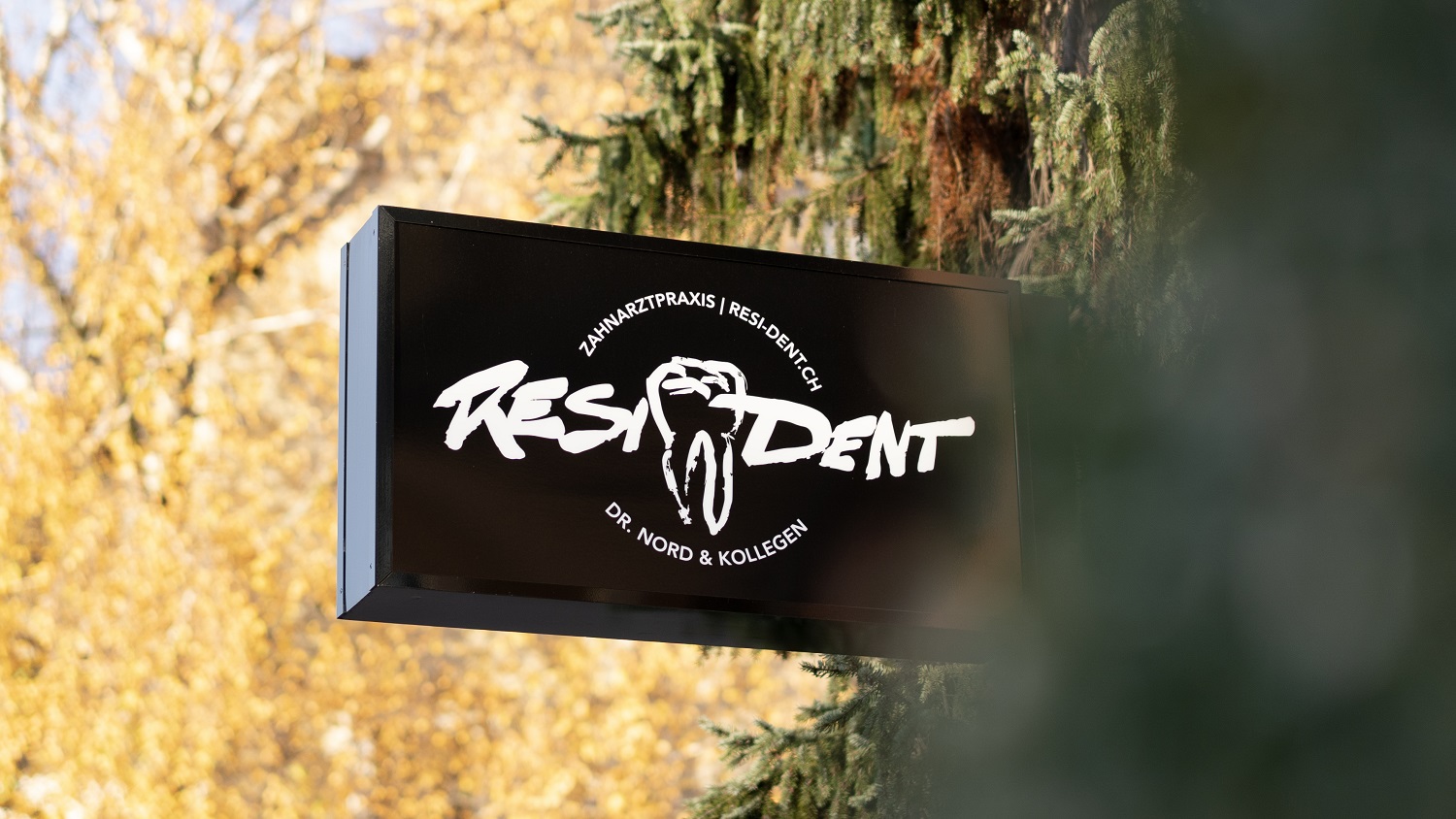 Zahnarztpraxis Resident, Weinmanngasse 10 in Küsnacht ZH