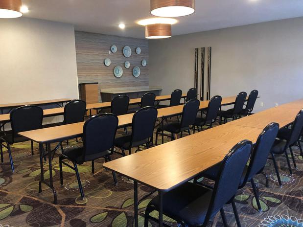 Images Holiday Inn Express Munising-Lakeview, an IHG Hotel