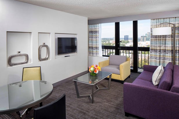 Images Crowne Plaza Atlanta - Midtown by IHG