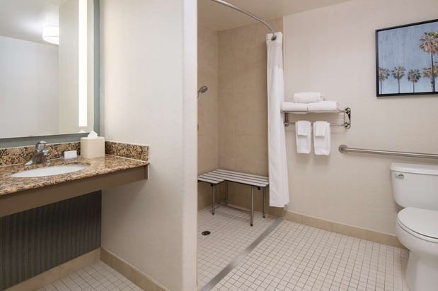 Images Hilton Garden Inn Fontana