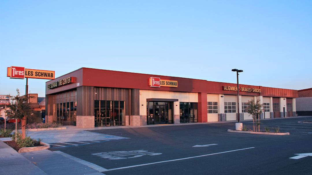 Les Schwab Tire Center