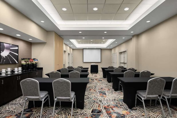 Images Embassy Suites by Hilton Newark Airport