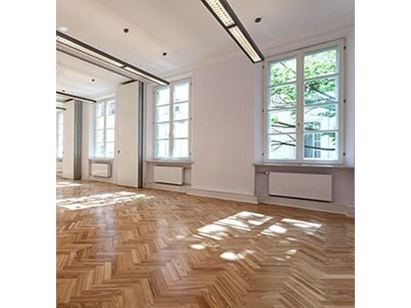 Tischlermeister Günther Schoob, Bachstraße 19 in Wals-Siezenheim