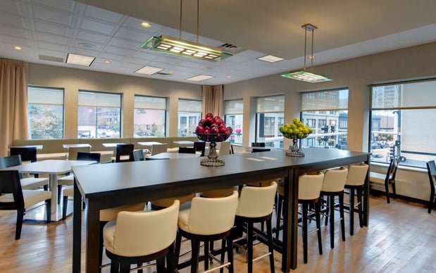 Images Hampton Inn & Suites Chicago-Downtown