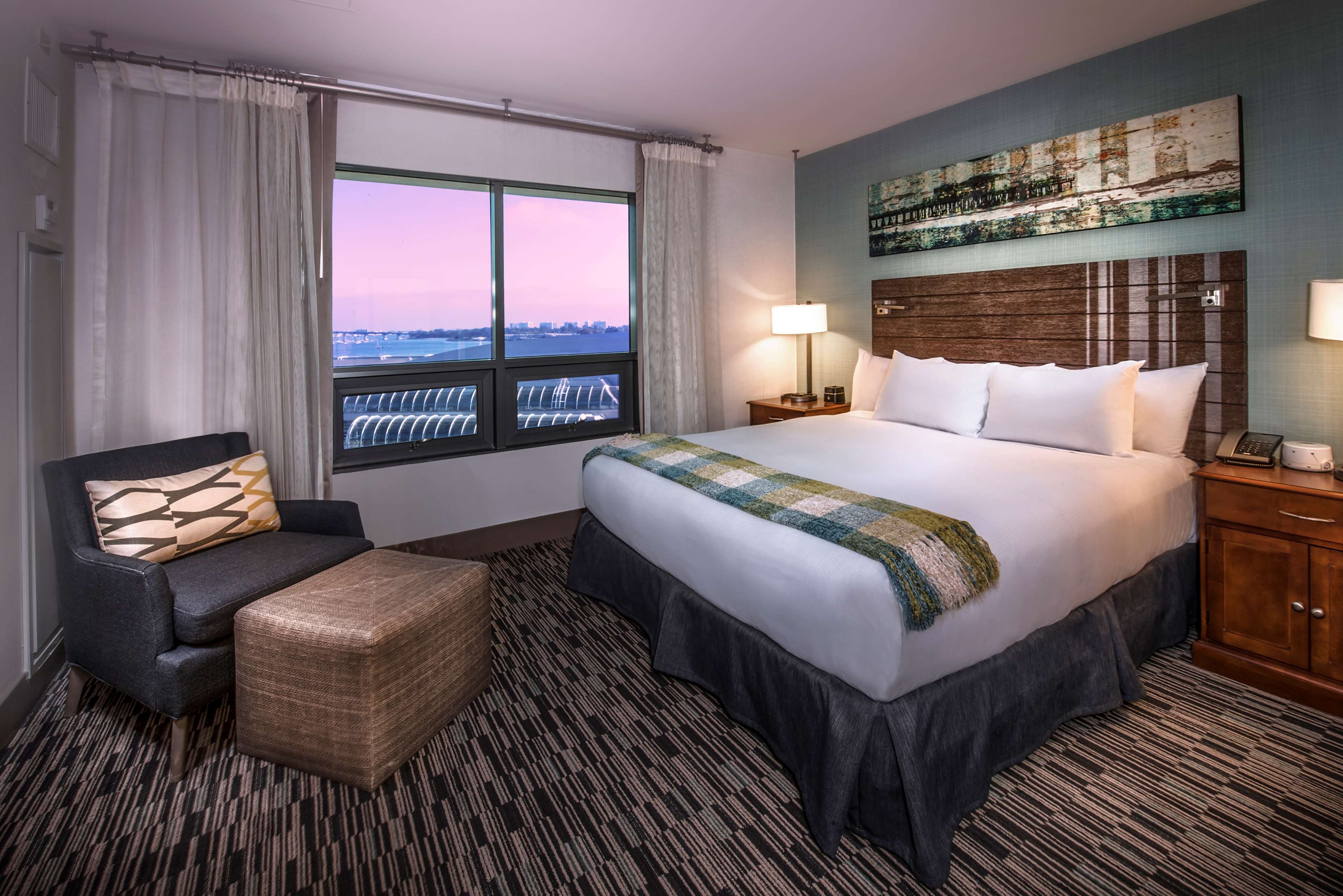 Guest room
