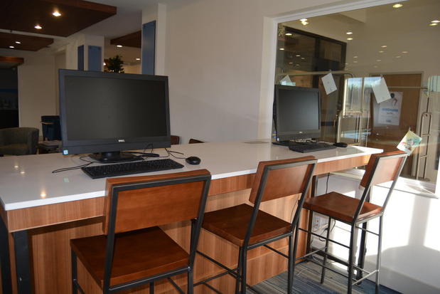 Images Holiday Inn Express & Suites Abilene by IHG