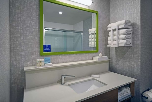 Images Hampton Inn Las Vegas Strip South