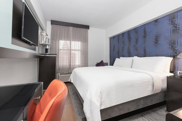 Images Holiday Inn Express Dallas Downtown by IHG