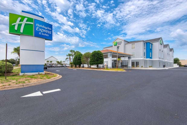 Images Holiday Inn Express & Suites Destin E - Commons Mall Area by IHG