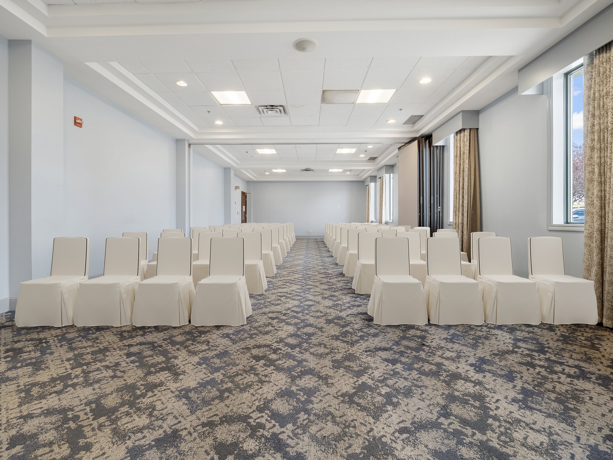Images Holiday Inn Conference Ctr Edmonton South by IHG