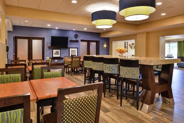 Images Hampton Inn Harrisonburg - South