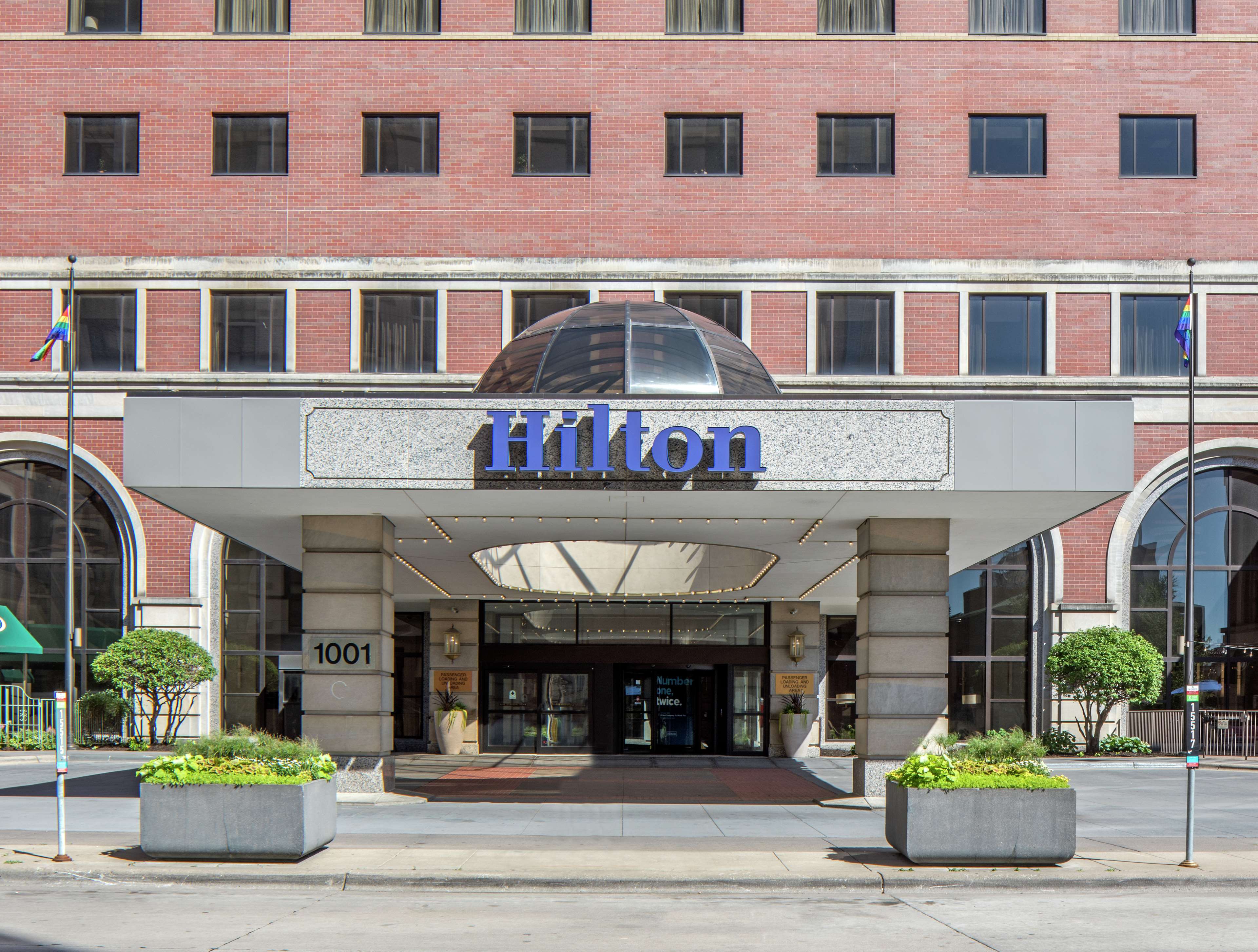 Hilton Minneapolis, 1001 Marquette Avenue South, Minneapolis, MN ...