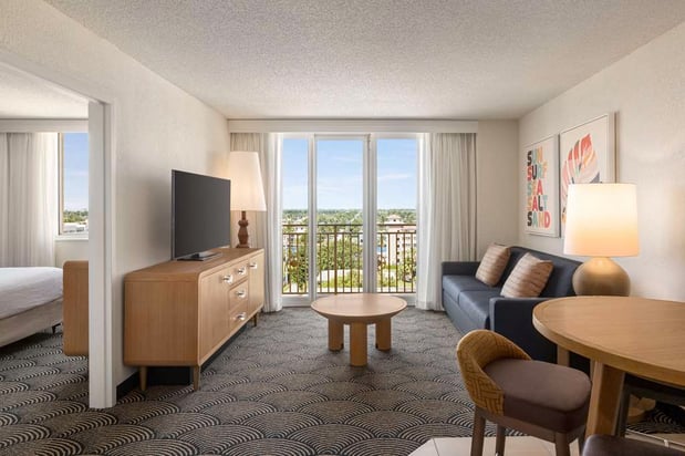 Images Embassy Suites by Hilton Deerfield Beach Resort & Spa