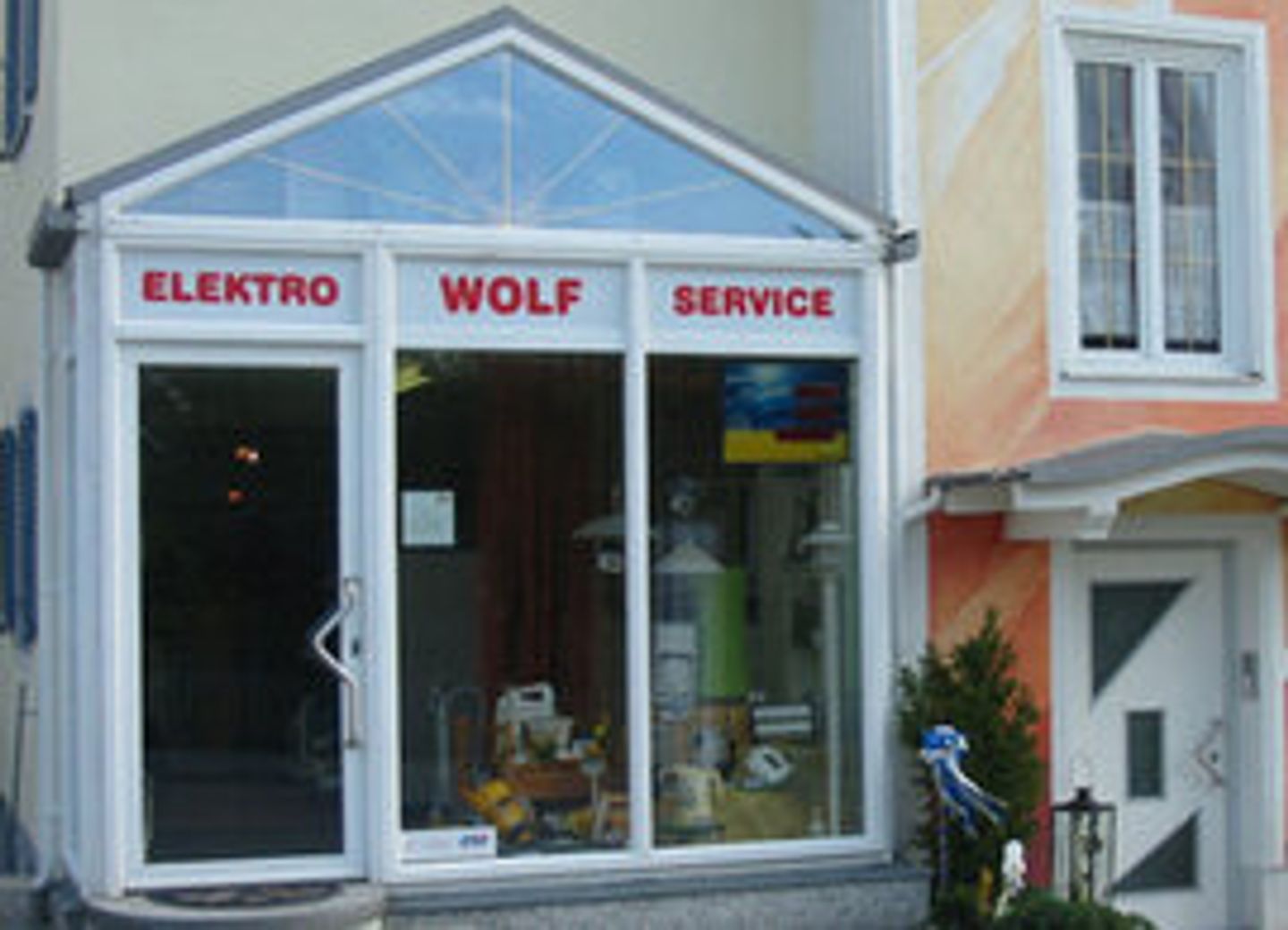 Elektro Wolf GmbH, Dodelstraße 2 in Mauerstetten