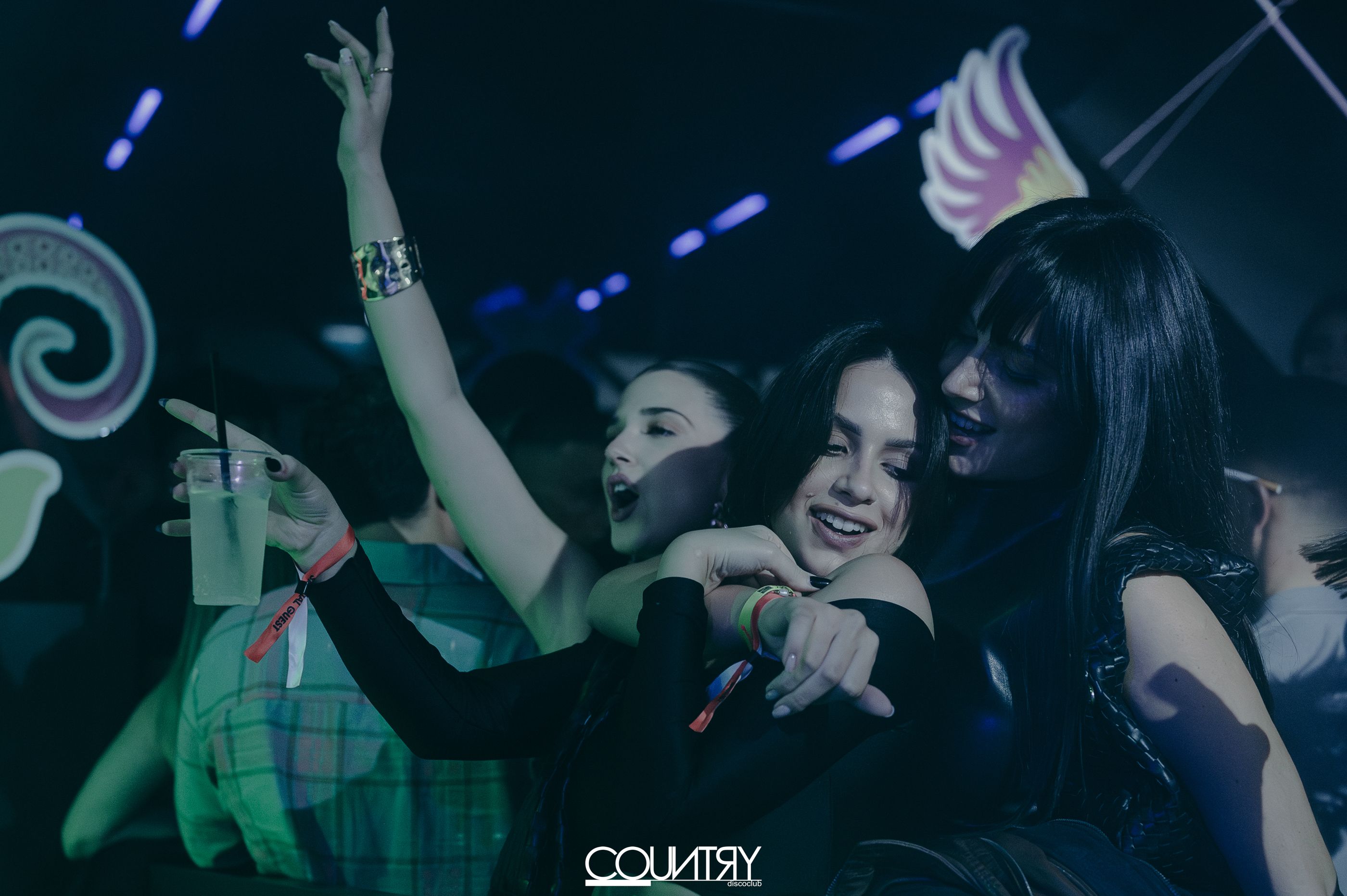 xperience night life