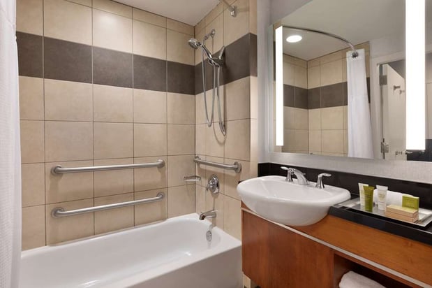 Images Hilton Baltimore BWI Airport