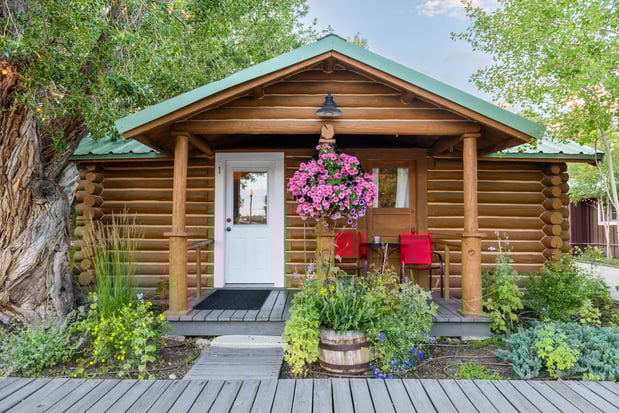 Images Log Cabin Motel