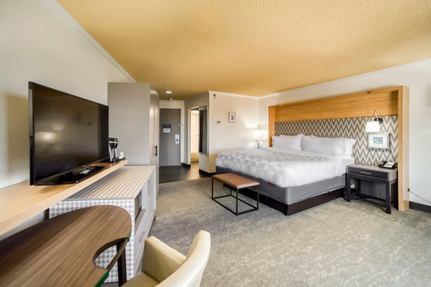 Images Holiday Inn Mobile-Dwtn/Hist. District by IHG