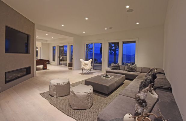 Images Bill & Nora Leeder | Oliver Luxury Real Estate