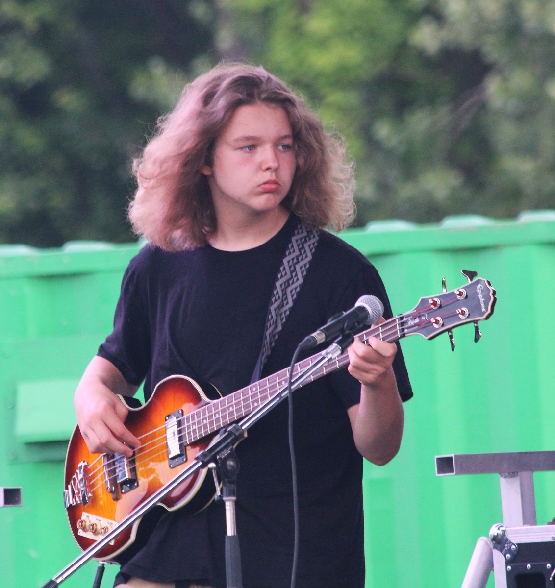 School of Rock Orleans à Orleans: Jamming outside on Canada Day