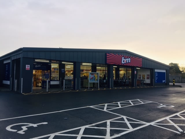 B&M's newest store opened its doors on Thursday (14th March 2019) in Lurgan, Craigavon. The store is located in the heart of the town on Castle Lane.