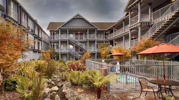 Images Best Western Plus Bayshore Inn