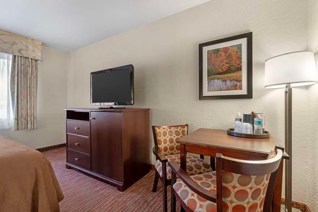 Images Best Western Plus Concord Inn