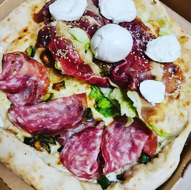 Images Pizzeria Camelot