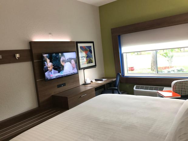 Images Holiday Inn Express Naples South - I-75 by IHG