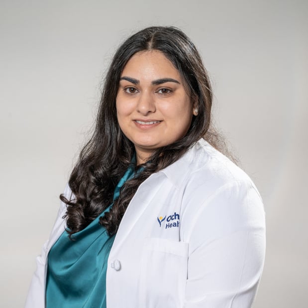 Images Amina Qayum, MD