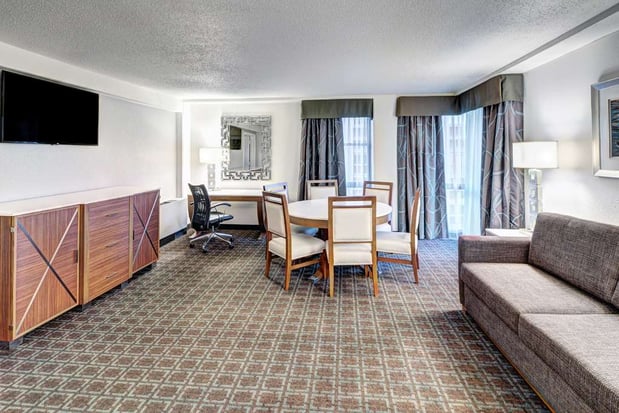 Images DoubleTree by Hilton Hotel Milwaukee Downtown