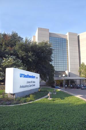 Images University Hospital Infusion Clinic - UT Southwestern