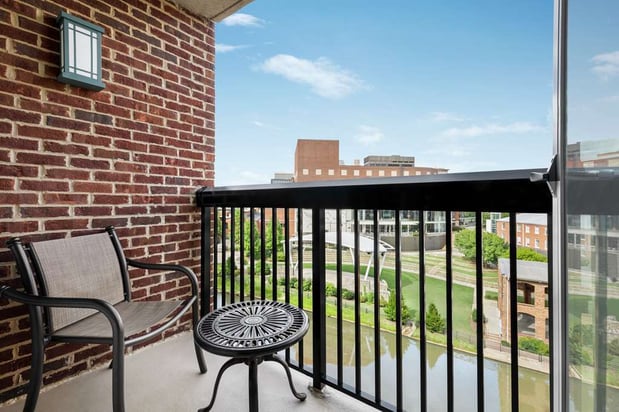 Images Hampton Inn & Suites Greenville-Downtown-RiverPlace
