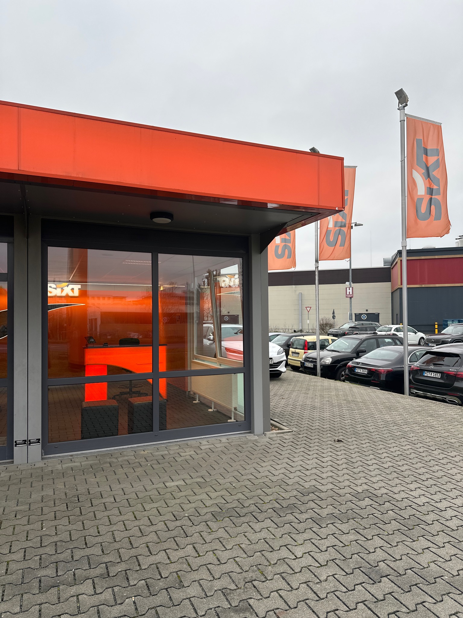 SIXT Autovermietung Darmstadt, Leydheckerstr. 20 in Darmstadt