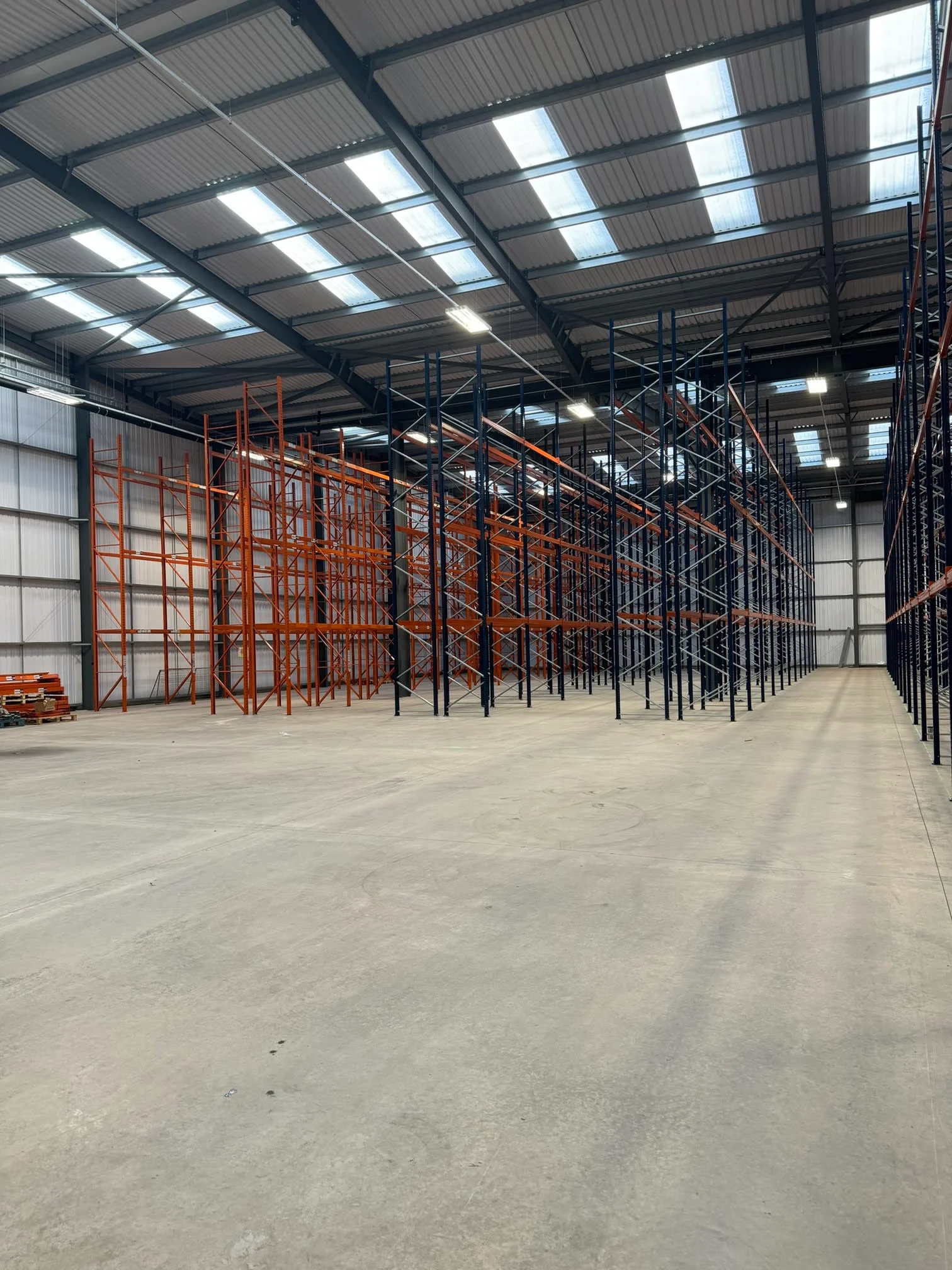 Images JP Storage Solutions Ltd
