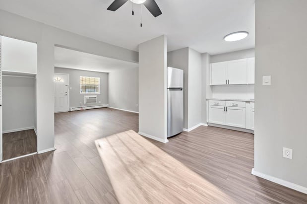 Images Fox Pointe Apartment Homes