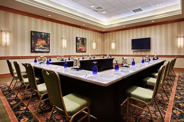 Images Hilton Chicago/Oak Brook Suites