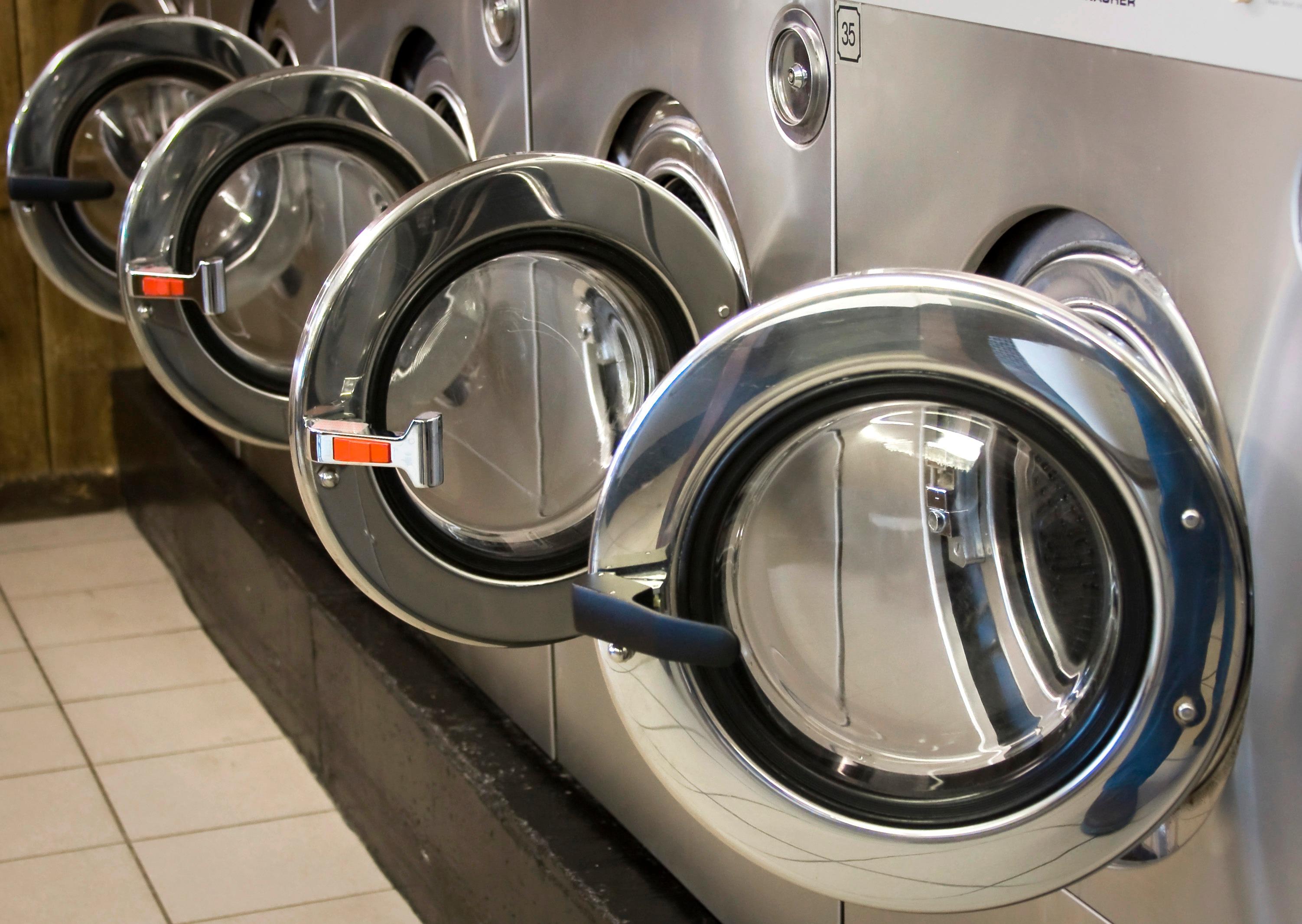 Black's Dry Cleaners