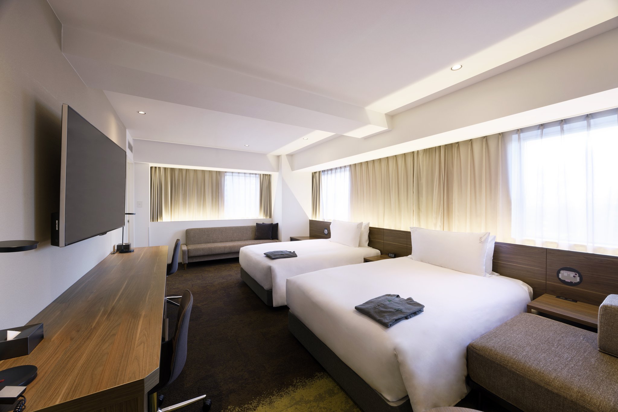 Images Holiday Inn & Suites Sapporo Odori Park by IHG