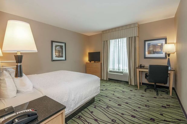 Images Hampton Inn & Suites Raleigh/Crabtree Valley
