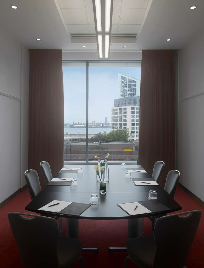Meeting Room Radisson Blu Hotel, Liverpool Liverpool 01519 661500