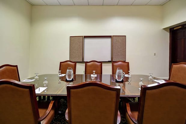 Images Embassy Suites by Hilton Charleston Historic District