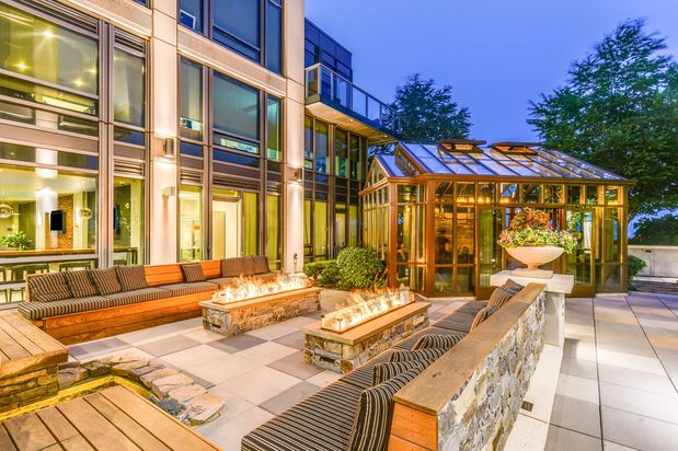 Images The Bravern Apartments