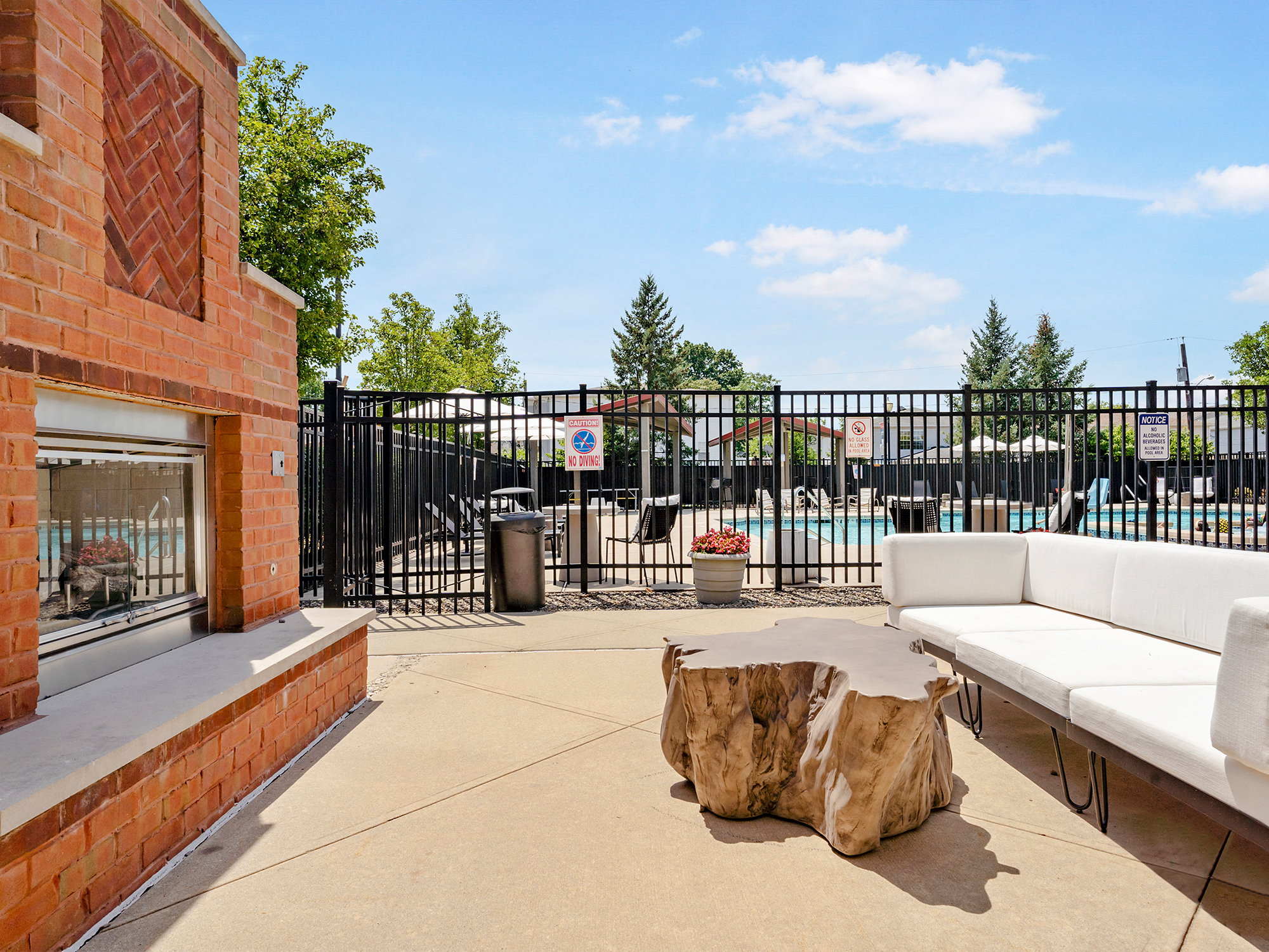 Bristol Station Poolside Lounge