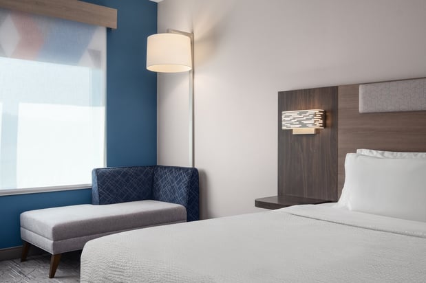 Images Holiday Inn Express & Suites Buford - Mall of Georgia by IHG